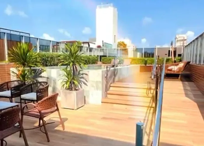 Hospedagem De Luxo Na Praia Do Cabo Branco